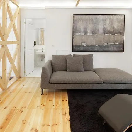 Design With Private Bathroom بيت ضيافة *